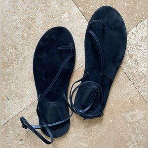 Doen Black Suede Bare Sandals Size 39